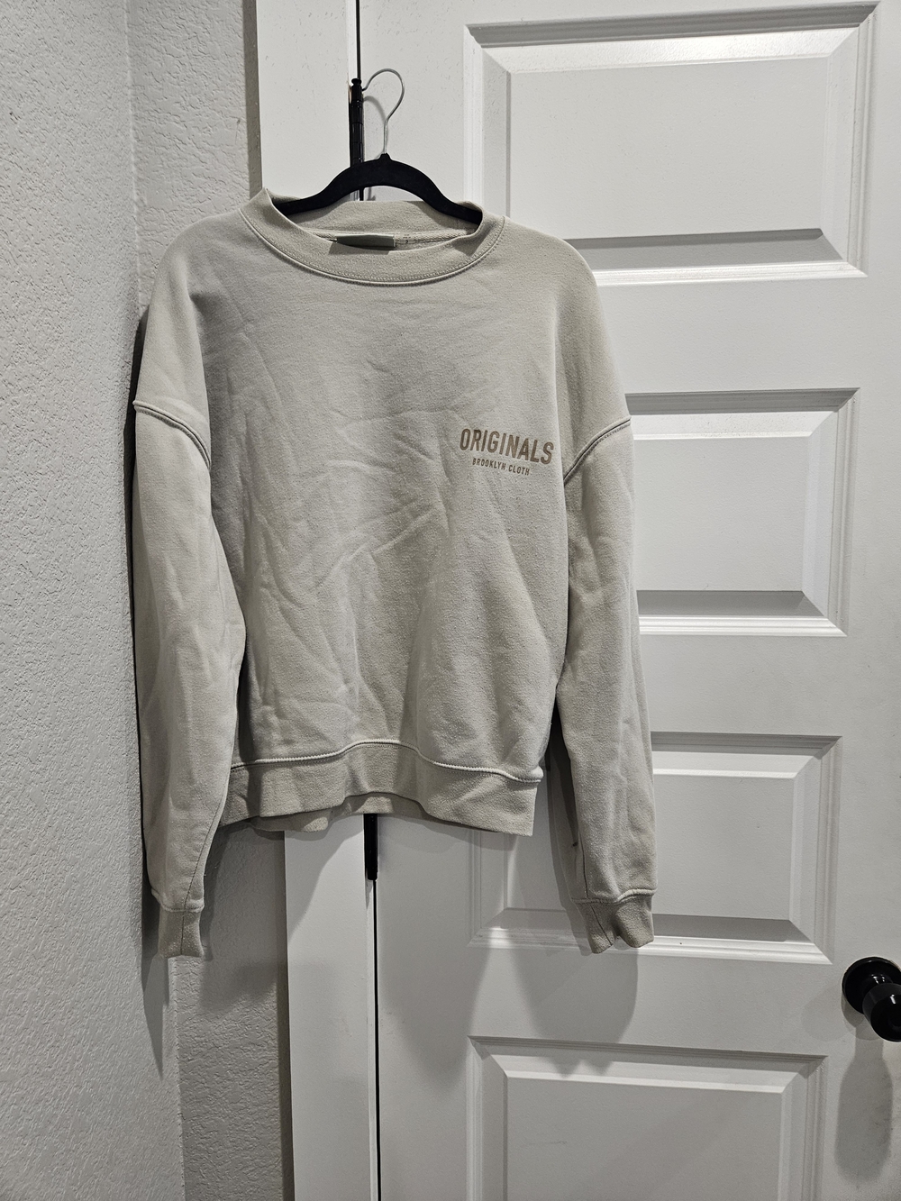 Brooklyn Cloth Light Beige Crewneck Sweatshirt with 'Originals' Logo